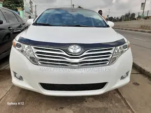 Toyota Venza AWD 2011 White
