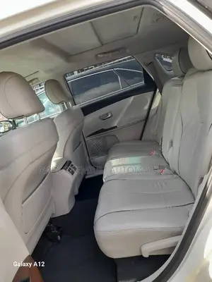 Toyota Venza AWD 2011 White
