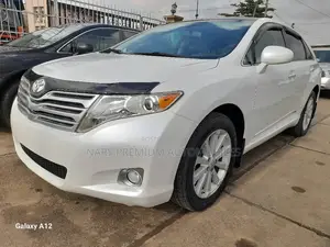 Toyota Venza AWD 2011 White