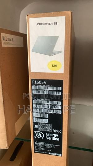 New Laptop Asus Vivobook 16 16GB Intel Core i9 SSD 1T