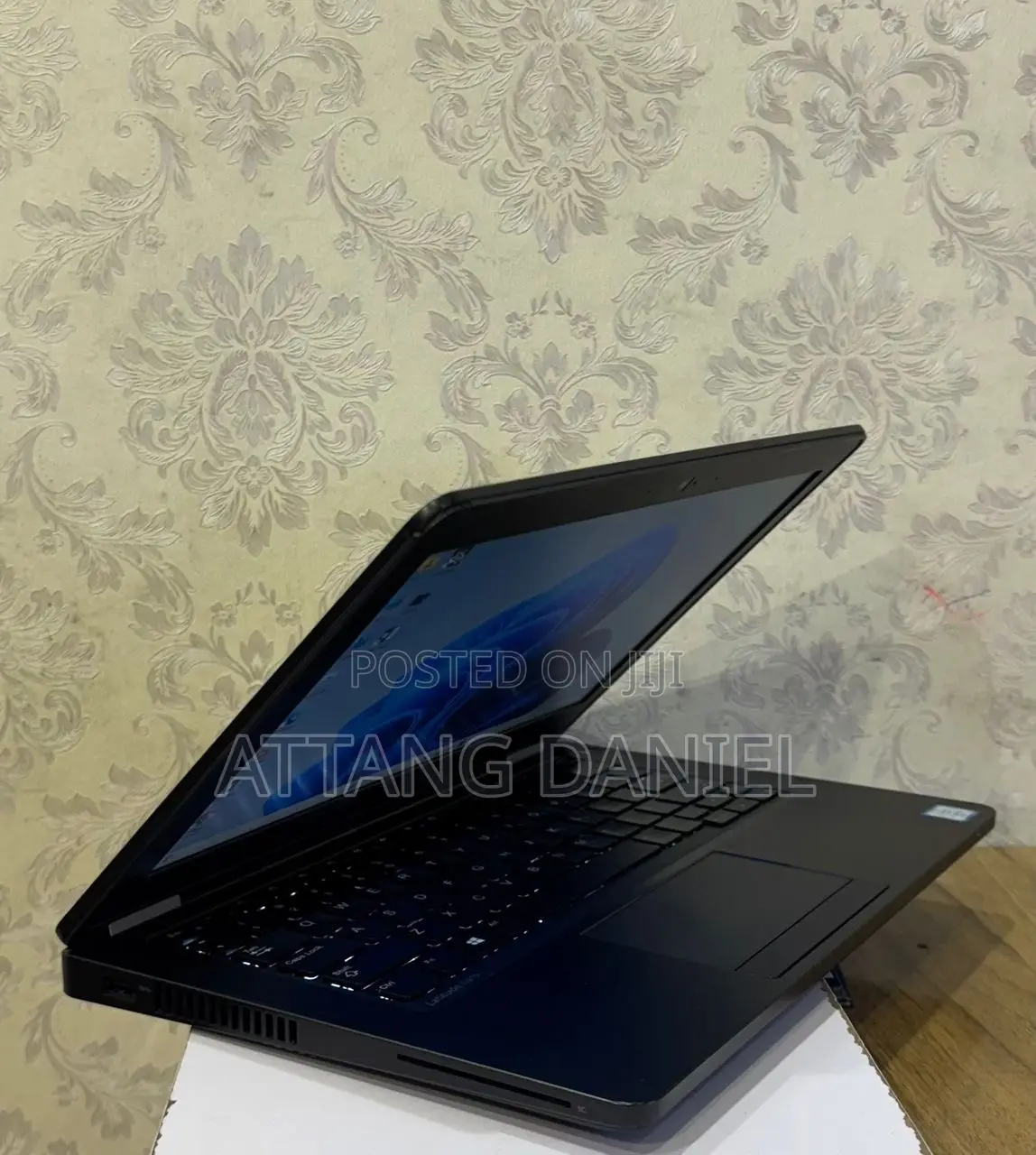 Laptop Dell Latitude E5270 8GB Intel Core i5 SSD 256GB