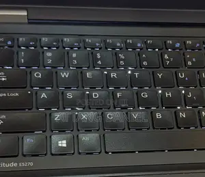 Laptop Dell Latitude E5270 8GB Intel Core i5 SSD 256GB