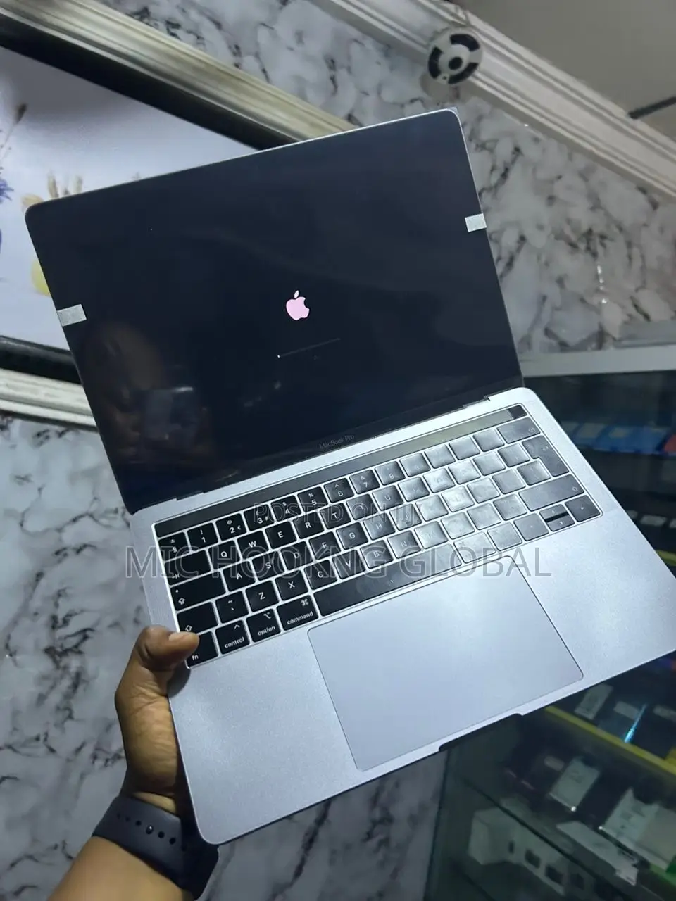 Laptop Apple MacBook Pro 2019 8GB Intel Core i5 SSD 256GB