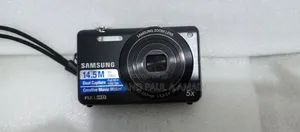 Samsung Digital Photo Video Camera for Vintage Passport Snapping