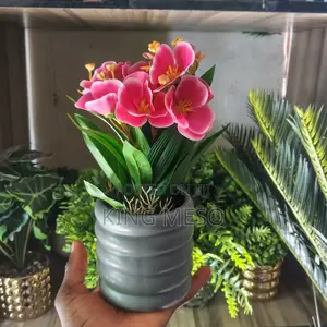 Table Flower Vase Available