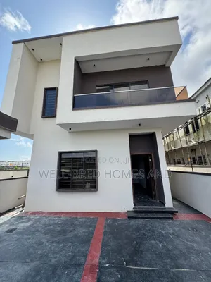 4bdrm Apartment in Ajah Lekki Lagos for sale