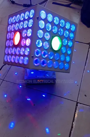Standard Stage Light Available for Sale