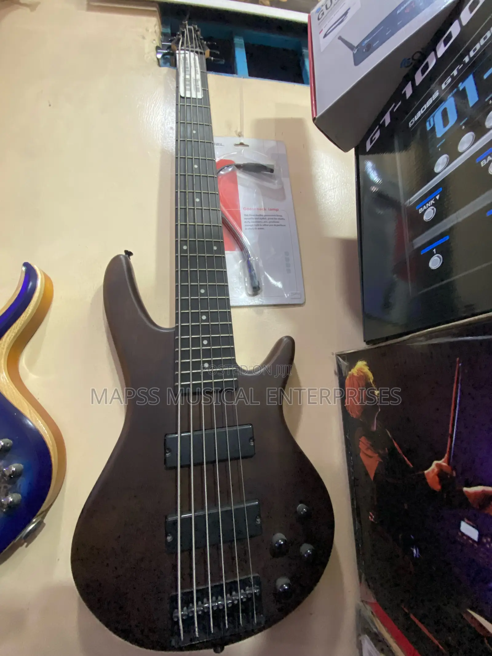 Ibanez Gsr206b 6-String Bass Guitar