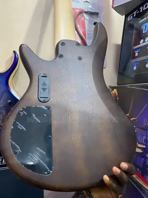 Ibanez Gsr206b 6-String Bass Guitar