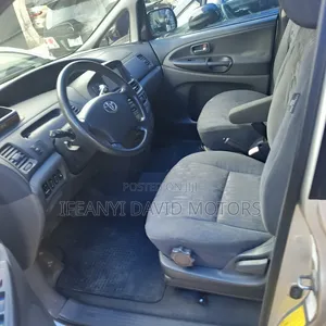 Toyota Previa Automatic 2005 Burgundy