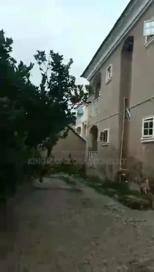 2bdrm Block of Flats in Durumi Abuja for sale