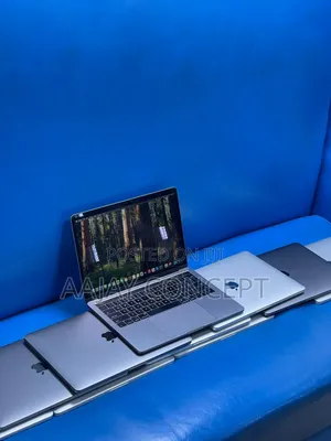 Laptop Apple MacBook 2020 16GB Apple M1 SSD 512GB