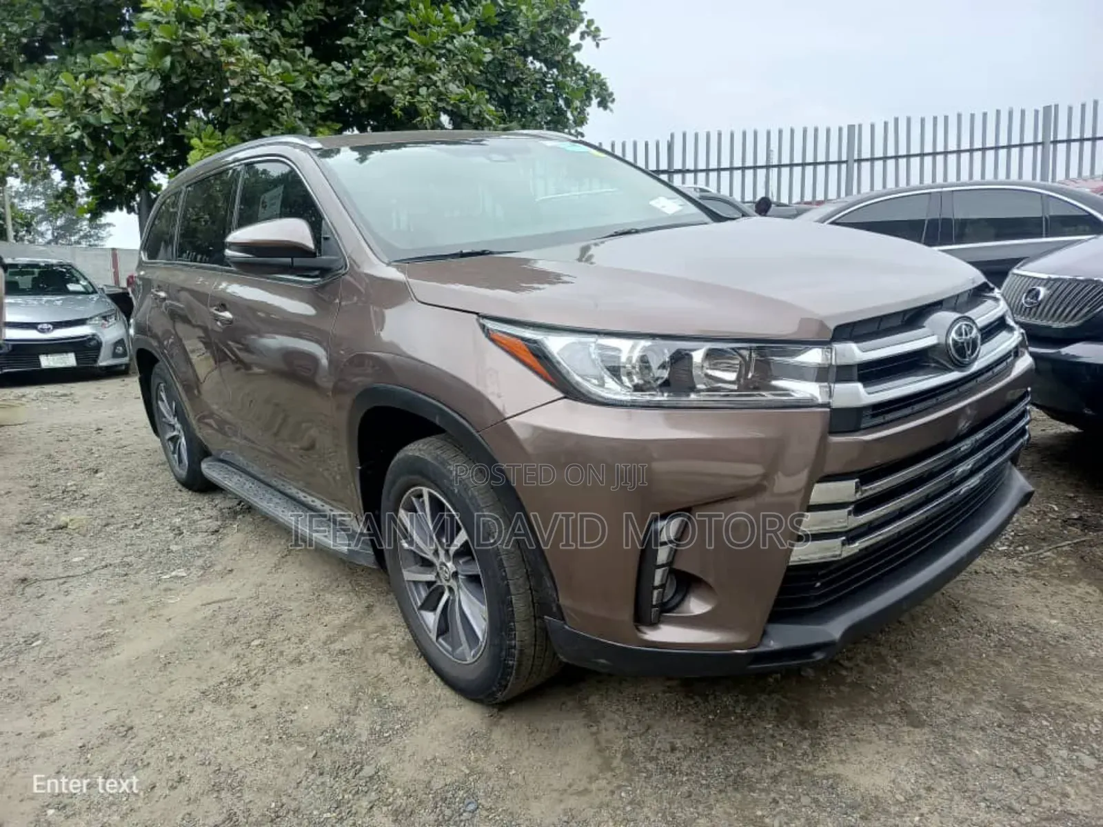 Toyota Highlander XLE 4x2 V6 (3.5L 6cyl 8A) 2017 Brown
