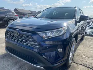 Toyota RAV4 Limited 2021 Black