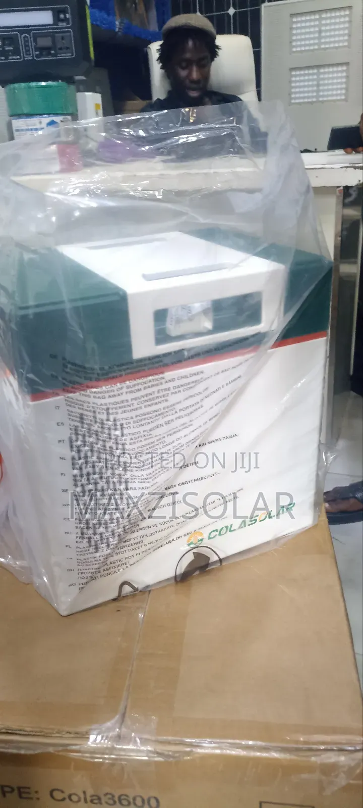 2kwh Cola Solar Generator