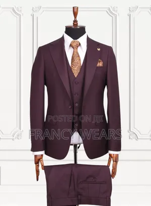 3 Piece Quality Men's Suits Available in Sizes