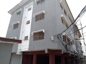 3bdrm Block of Flats in 3Bedroom, Allen Avenue for sale
