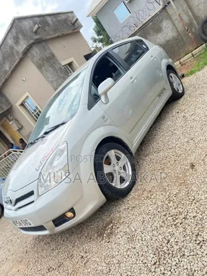 Toyota Corolla 2009 Silver