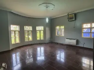 5bdrm Duplex in Nicon Town for sale