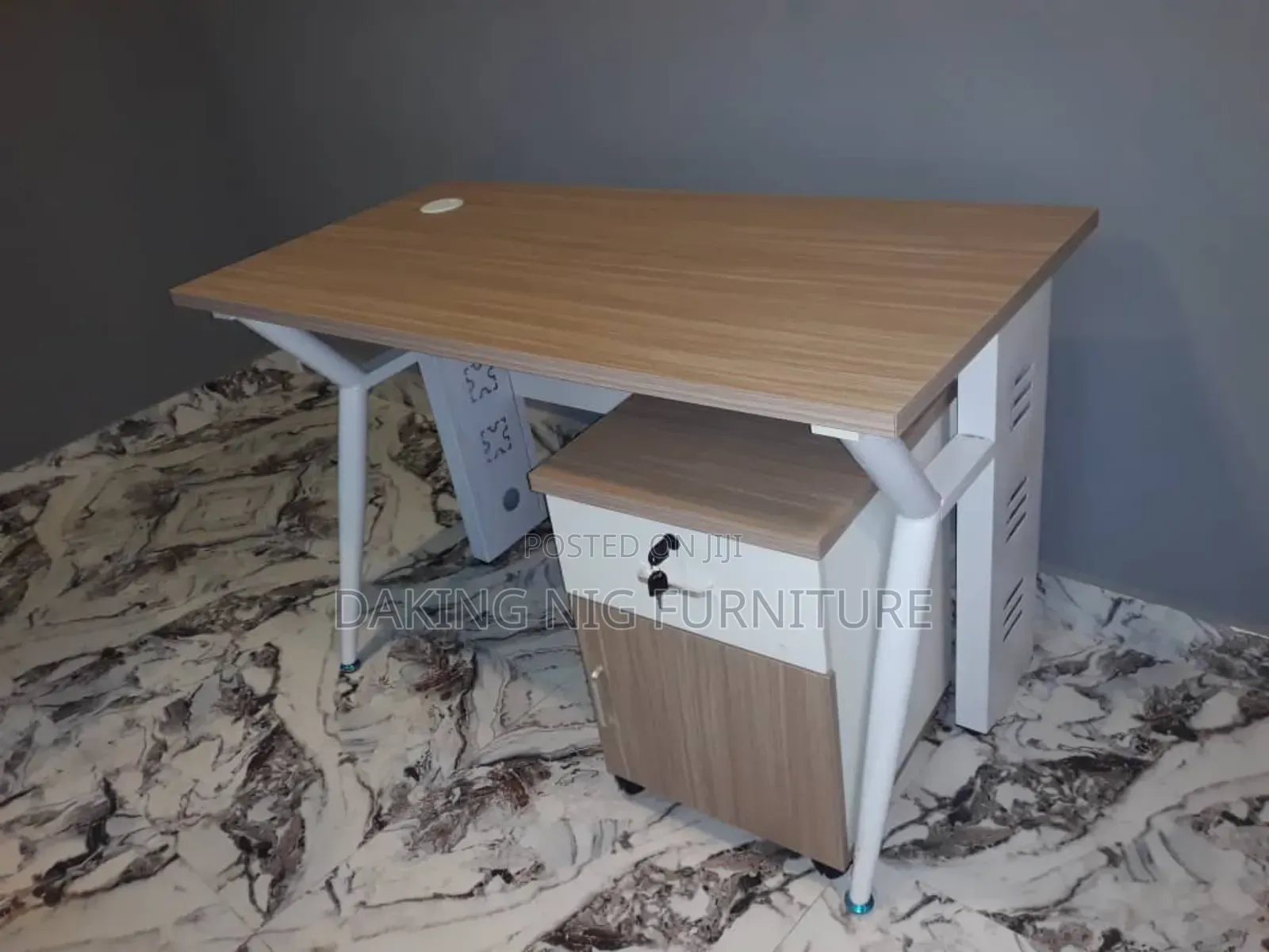 1.2 Meter Office Table With Mobile Drawer