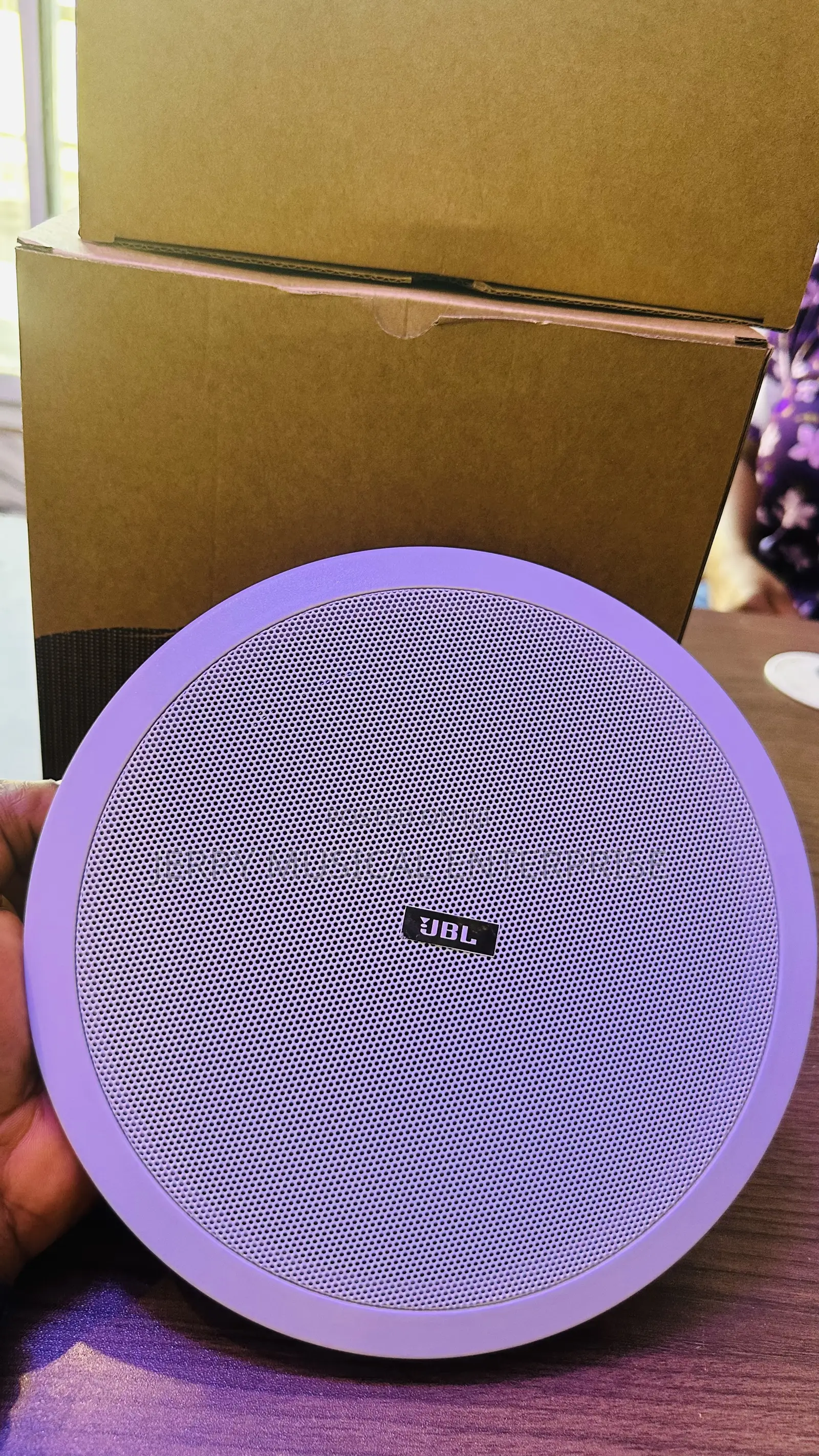Jbl Speakers For Pop/Ceiling