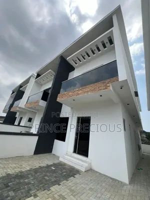 4bdrm Duplex in Ado Ajah for sale