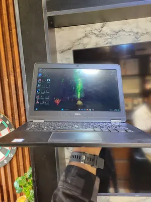 Laptop Dell Latitude 7400 8GB Intel Core I5 SSD 256GB