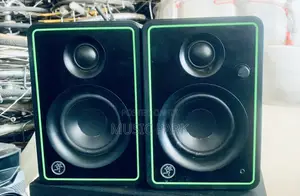 He Mackie Cr3-X I Studio Monitor