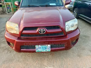 Toyota 4-Runner 2005 Red