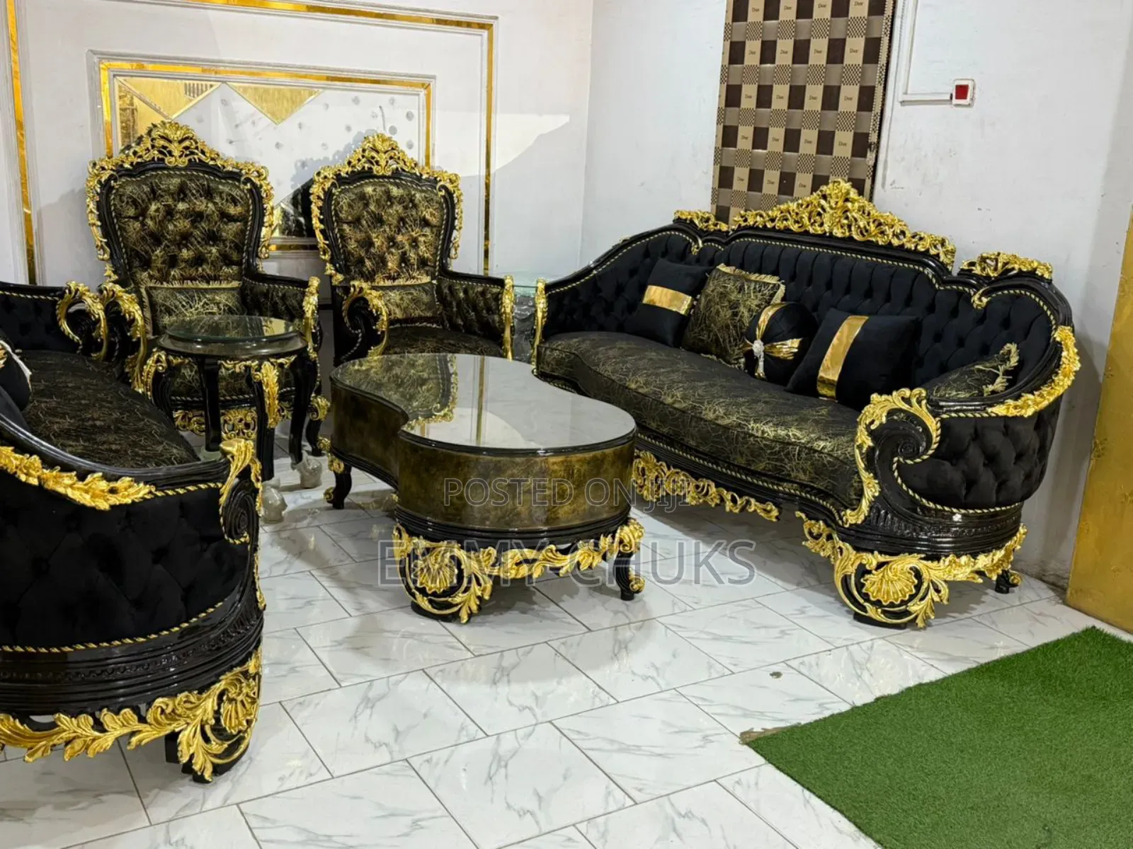 Luxury Unique Sofa's Chair Black Colour