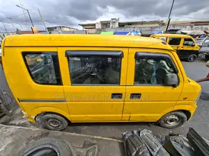 Suzuki Every 2012 Yellow