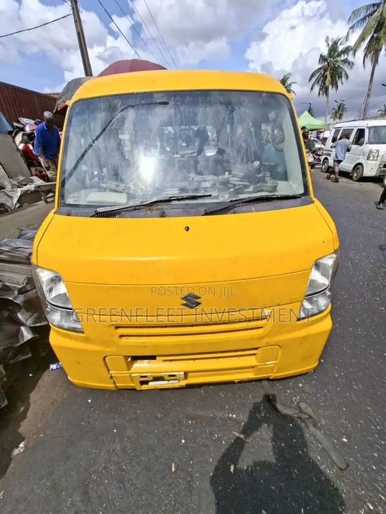Suzuki Every 2012 Yellow