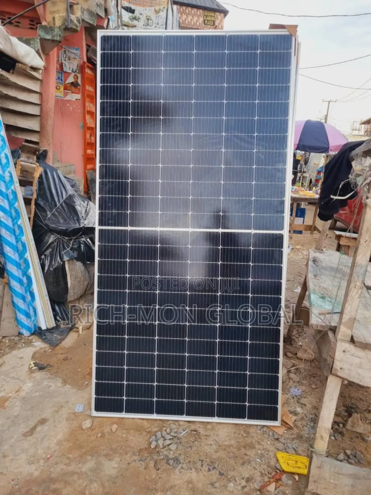585w Jinko Solar Panel Available
