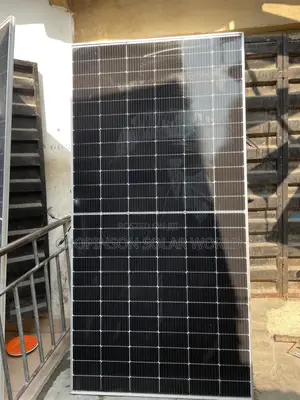 Solar Energy Trina Panels 560watts 144cell Bifacial