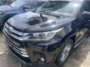 Toyota Highlander Limited 4x4 V6 (3.5L 6cyl 8A) 2018 Black