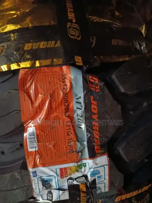 35*12-50r20 Off-Road Tyre for Tundra,F150, Tacoma
