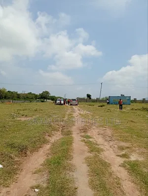 A 200sqm Plot for a 4 Bedroom Semidetached Duplex