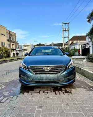 Hyundai Sonata Limited w/Brown Leather 4dr Sedan (2.4L 4cyl 6A) 2015