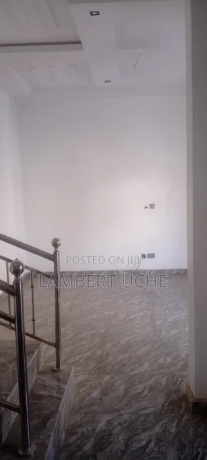 3bdrm Duplex in F01 Kubwa for sale