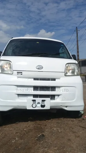 Daihatsu Hijet 2022 White