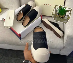Original Crocks Half Shoe