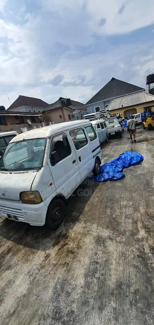 Suzuki APV Minibus 2009 White