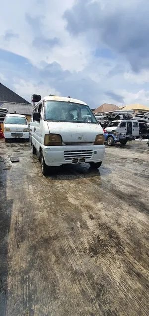 Suzuki APV Minibus 2009 White