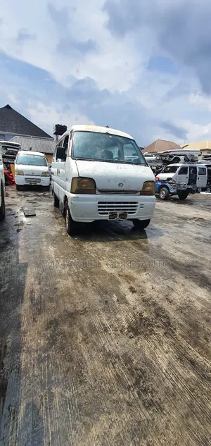 Suzuki APV Minibus 2009 White