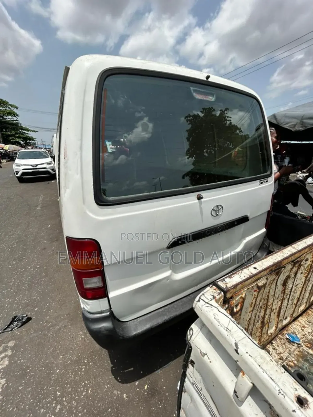 Toyota Coaster 2012 White