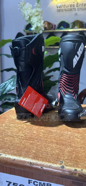 Augi Boots In Red And Black For Powerbike