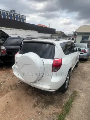 Toyota RAV4 Limited 4x4 2007 White