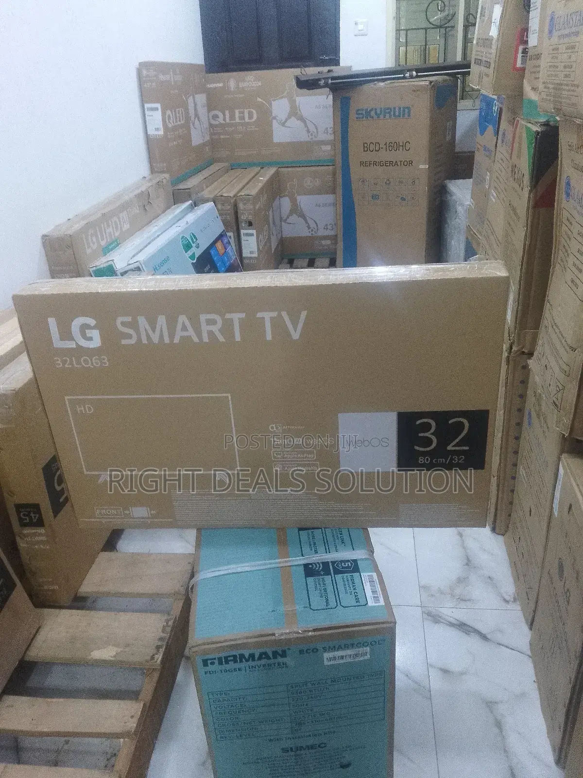 Lg 32" Universal Remote Smart Tv: One-Click Control