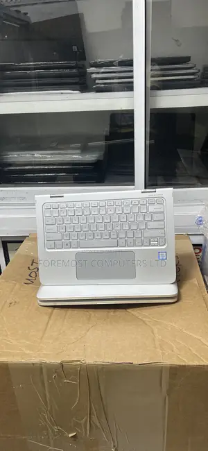 Laptop HP Spectra 13 8GB Intel Core I5 SSD 256GB