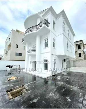 4bdrm Duplex in Banana Island for rent